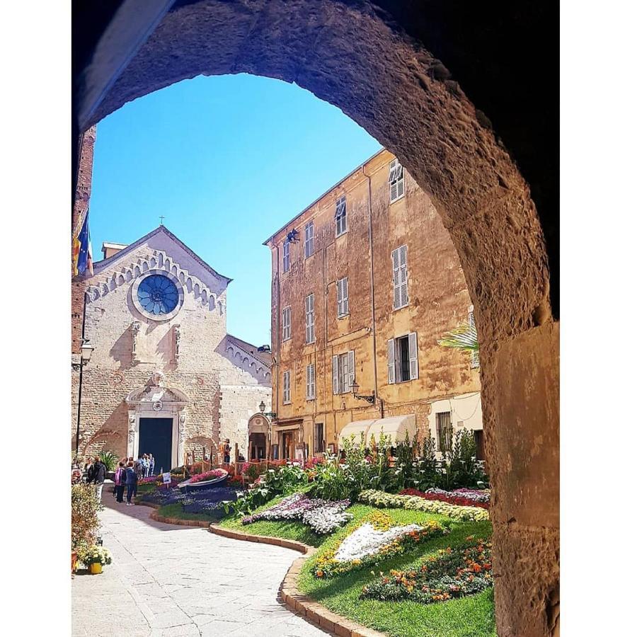 Salvia E Rosmarino - Affittacamere In Liguria Villanova d'Albenga Exterior foto