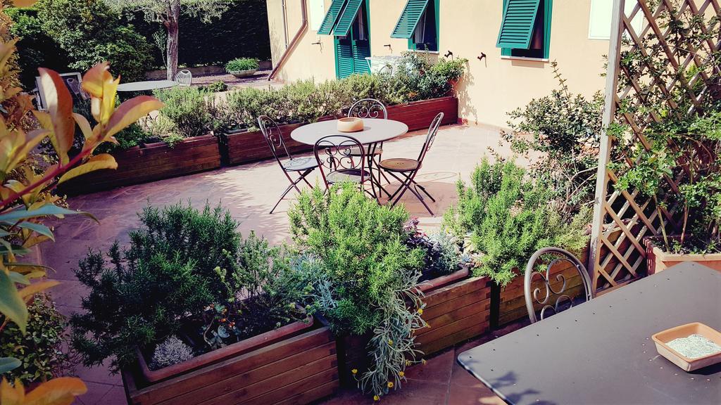 Salvia E Rosmarino - Affittacamere In Liguria Villanova d'Albenga Exterior foto