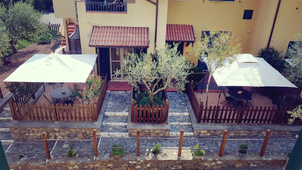 Salvia E Rosmarino - Affittacamere In Liguria Villanova d'Albenga Exterior foto